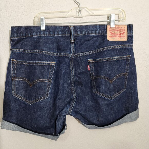 Levis 569 Denim Jean Shorts W36 Dark Wash Cut off Jeans - Picture 1 of 12